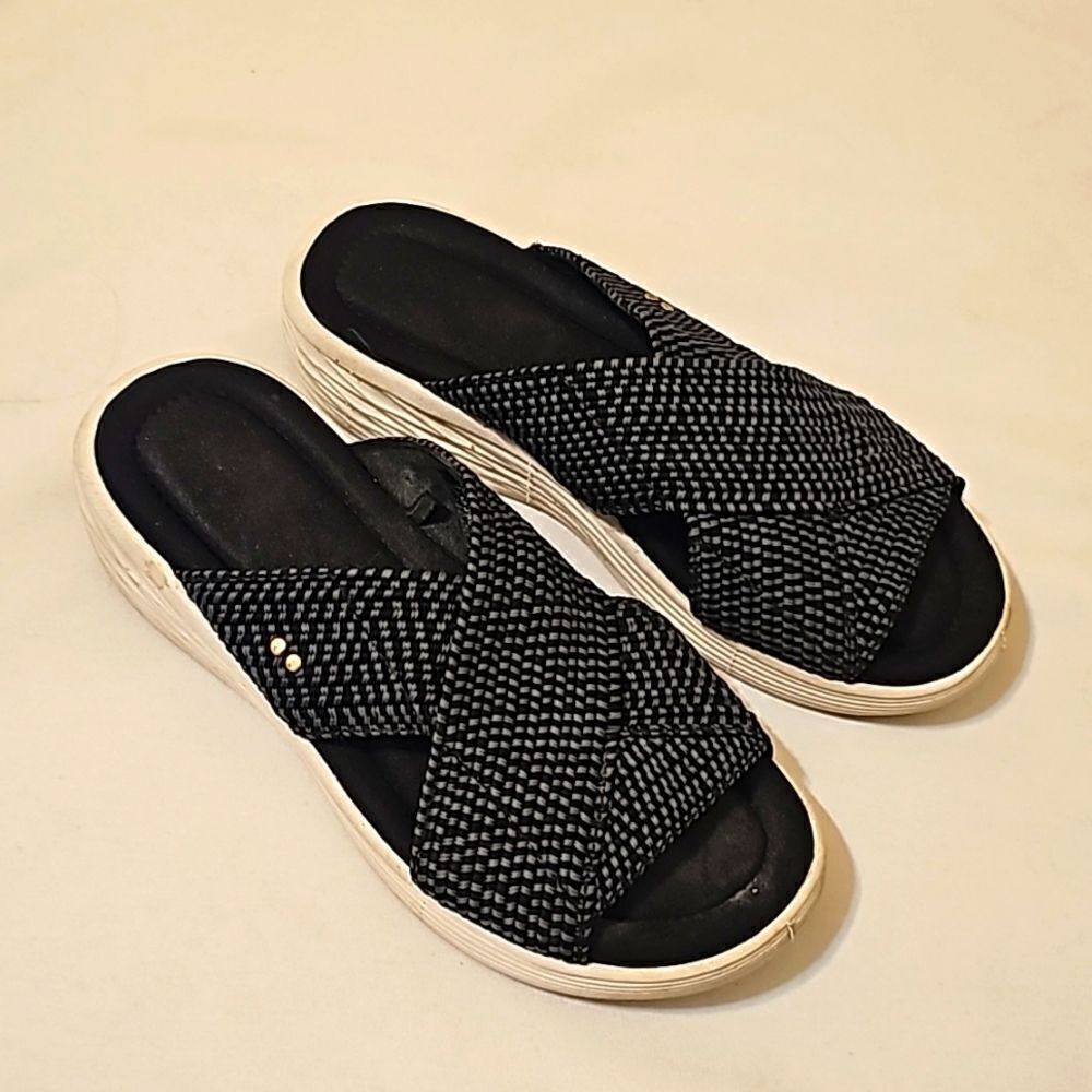 Ryka Black and white sandals size 7
